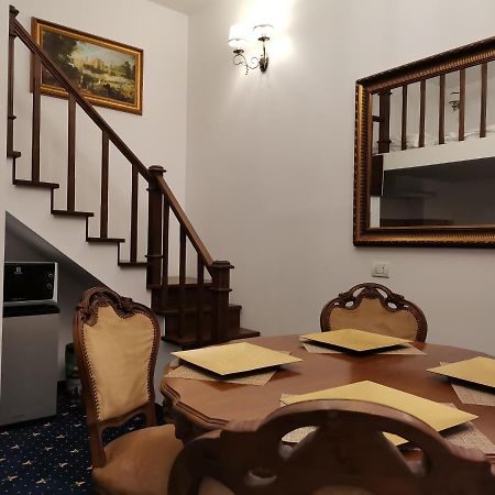 Weiss Little Palace Brașov Exterior foto
